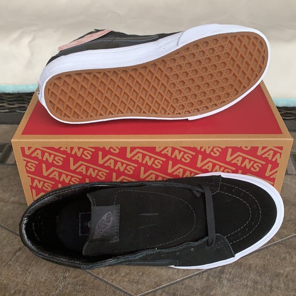 VANS SK8-Hi LEATHER/SUEDE CHECKERBOARD ASPHALT WMN - Picture 4 of 15